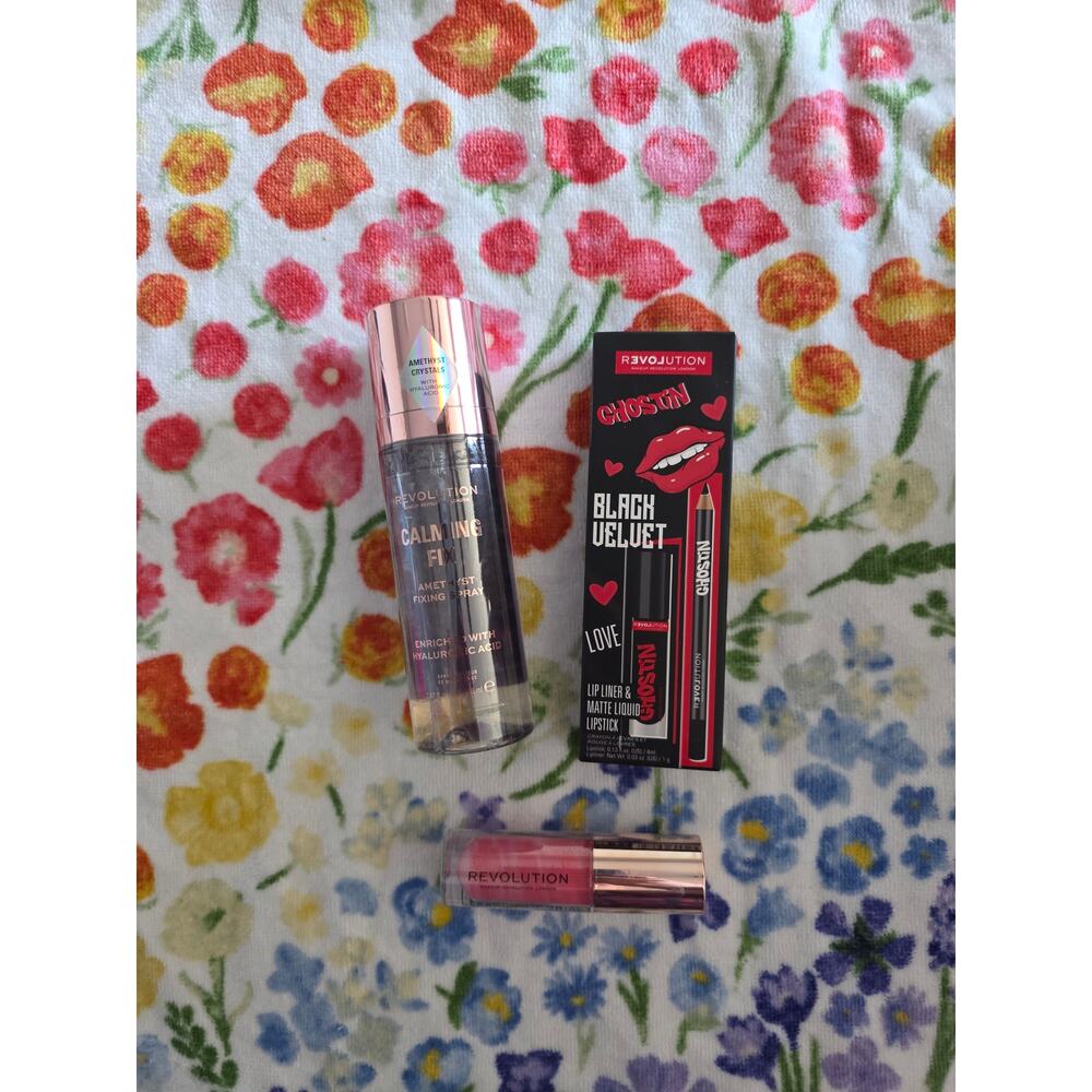 NEW Makeup revolution bundle